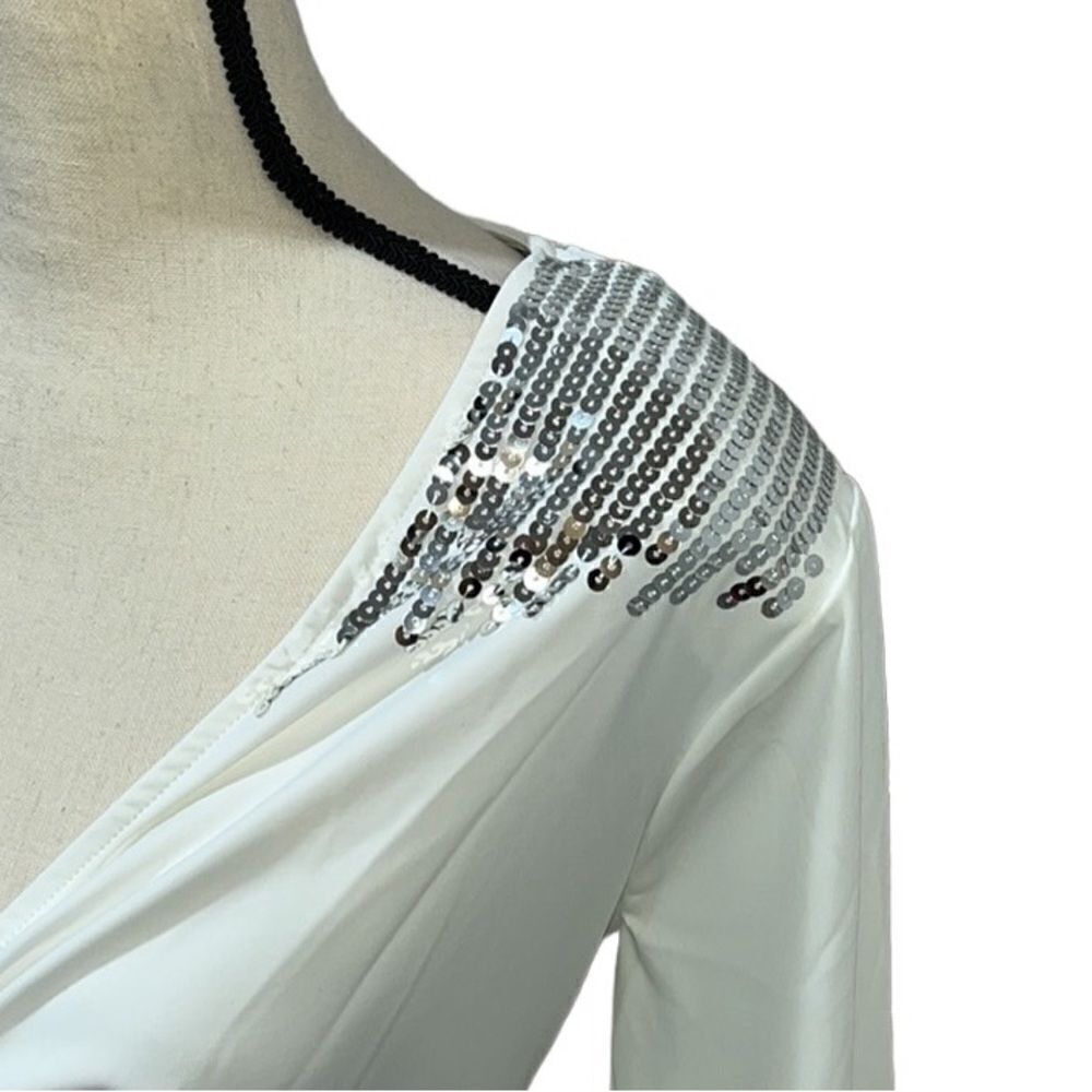 FTF Sequin Detail Keyhole Gown (flawed) - Picture 9 of 16